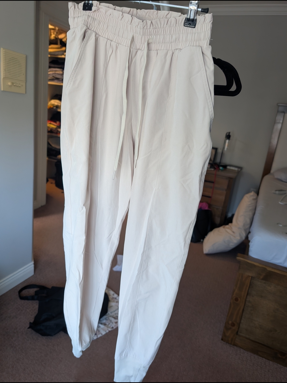 Abercrombie & Fitch Cream Drawstring Jogger Pants